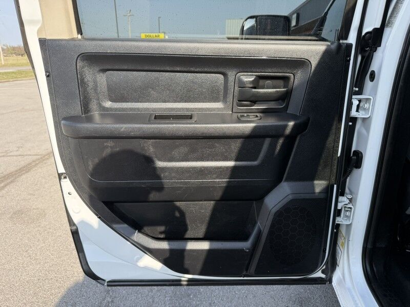 2013 Ram 5500 4x4 Diesel Flatbed w/ Crane Tradesman Collinsville OK