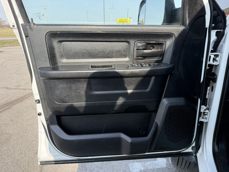 2013 Ram 5500 4x4 Diesel Flatbed w/ Crane Tradesman Collinsville OK