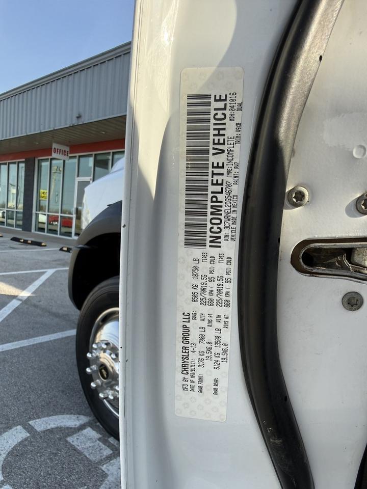 2013 Ram 5500 4x4 Diesel Flatbed w/ Crane Tradesman Collinsville OK