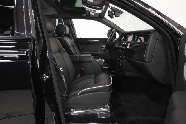 2013 Rolls-Royce Phantom ($448,355 MSRP!) *ONLY 7,000 MILES* *REAR THEATRE CONFIGURATION* *IMMACULATE* San Diego CA