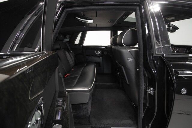 2013 Rolls-Royce Phantom ($448,355 MSRP!) *ONLY 7,000 MILES* *REAR THEATRE CONFIGURATION* *IMMACULATE* San Diego CA