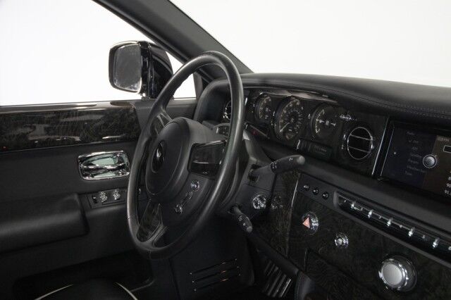 2013 Rolls-Royce Phantom ($448,355 MSRP!) *ONLY 7,000 MILES* *REAR THEATRE CONFIGURATION* San Diego CA