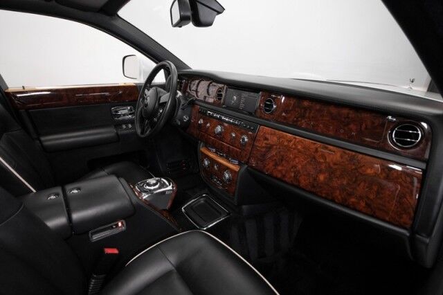 2013 Rolls-Royce Phantom Series II ($447,270 MSRP) *DYNAMIC PACKAGE* *REAR THEATRE* *IMMACULATE* San Diego CA