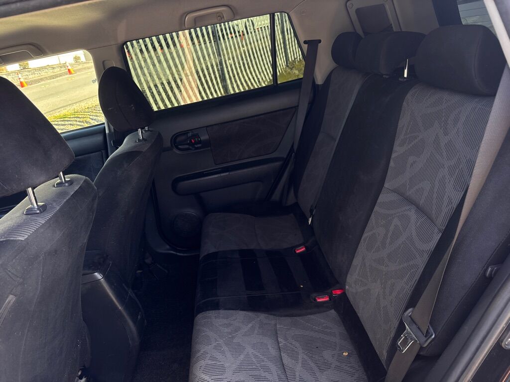2013 SCION XB BASE Des Moines WA