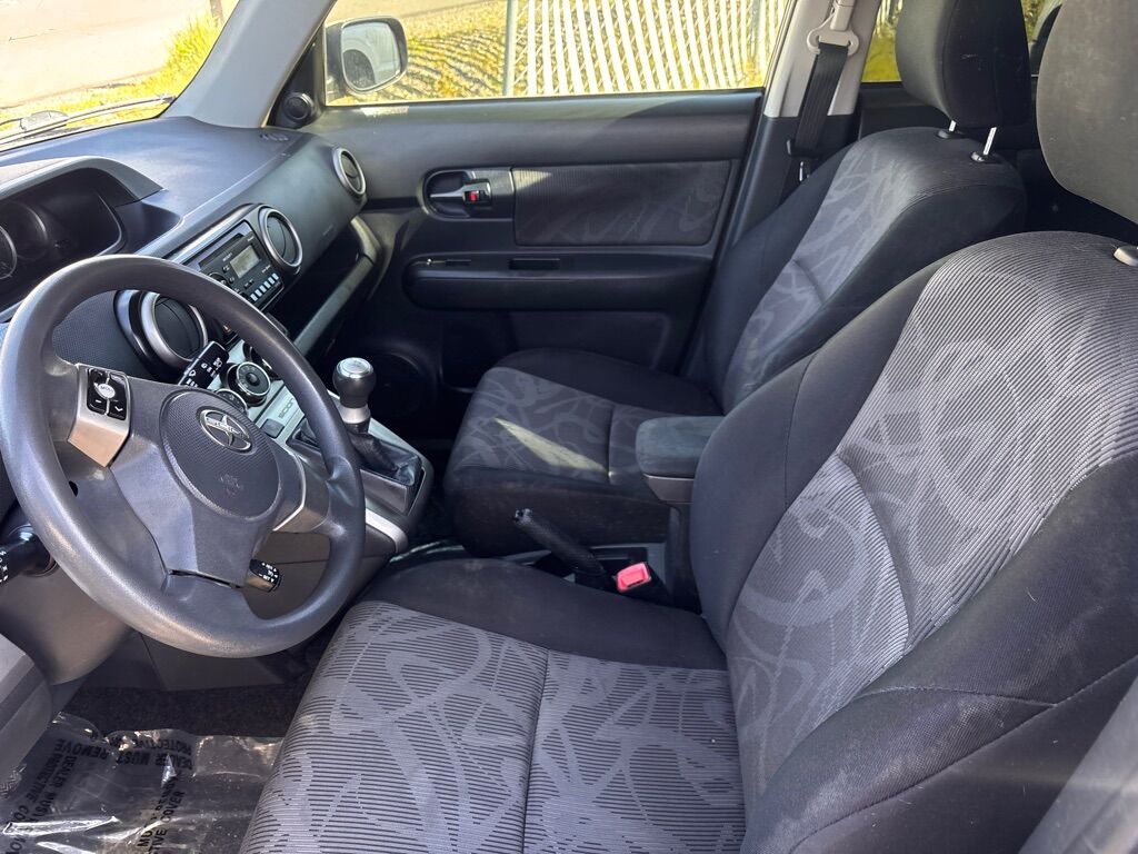 2013 SCION XB BASE Des Moines WA
