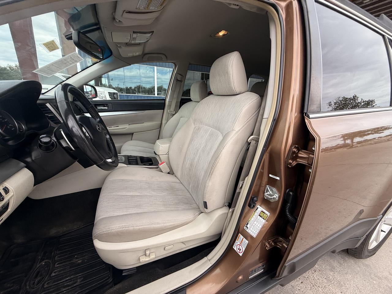 2013 SUBARU OUTBACK Austin TX