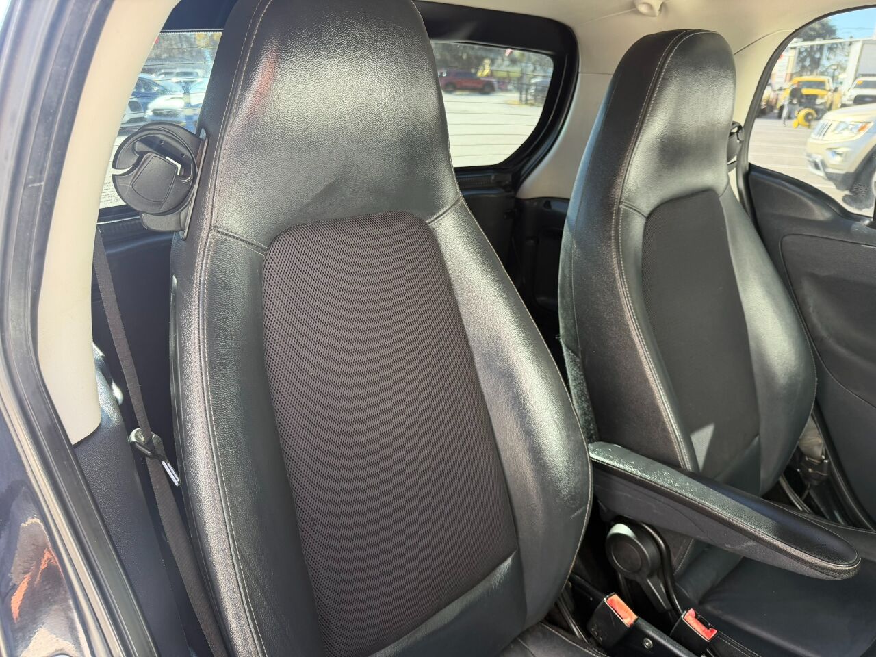 2013 Smart Fortwo 2dr Cpe Passion Jacksonville FL