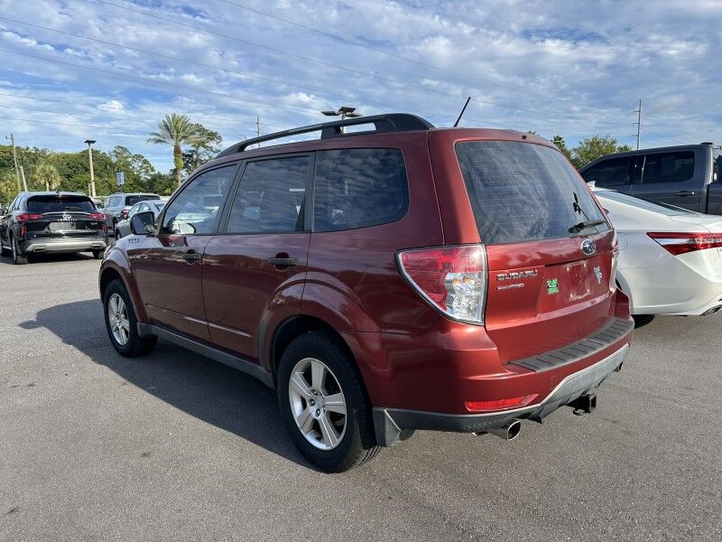 2013 Subaru Forester 2.5X photo 6