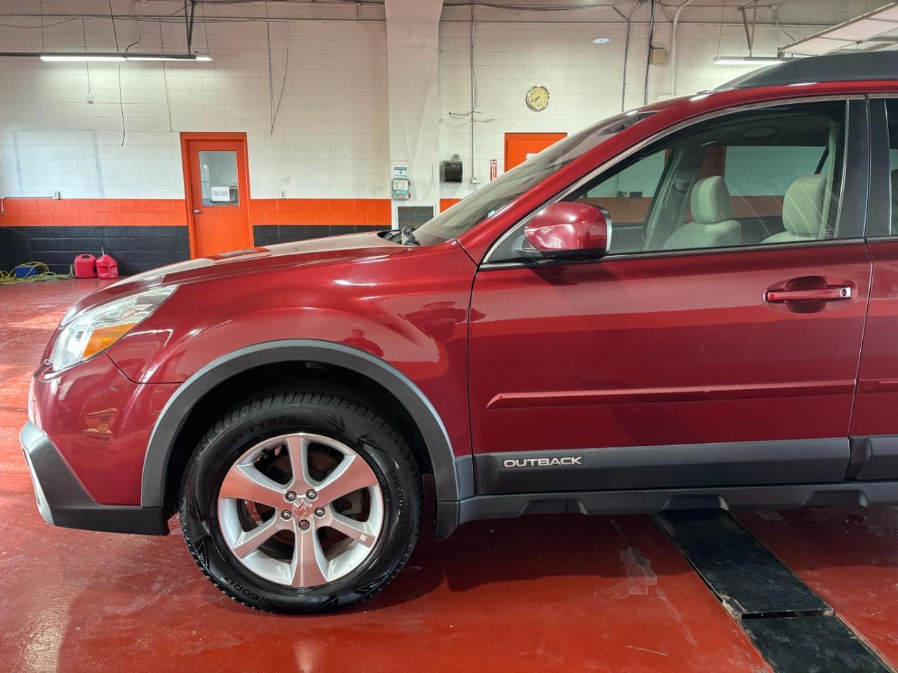 2013 Subaru Outback 2.5i Limited Franklin OH