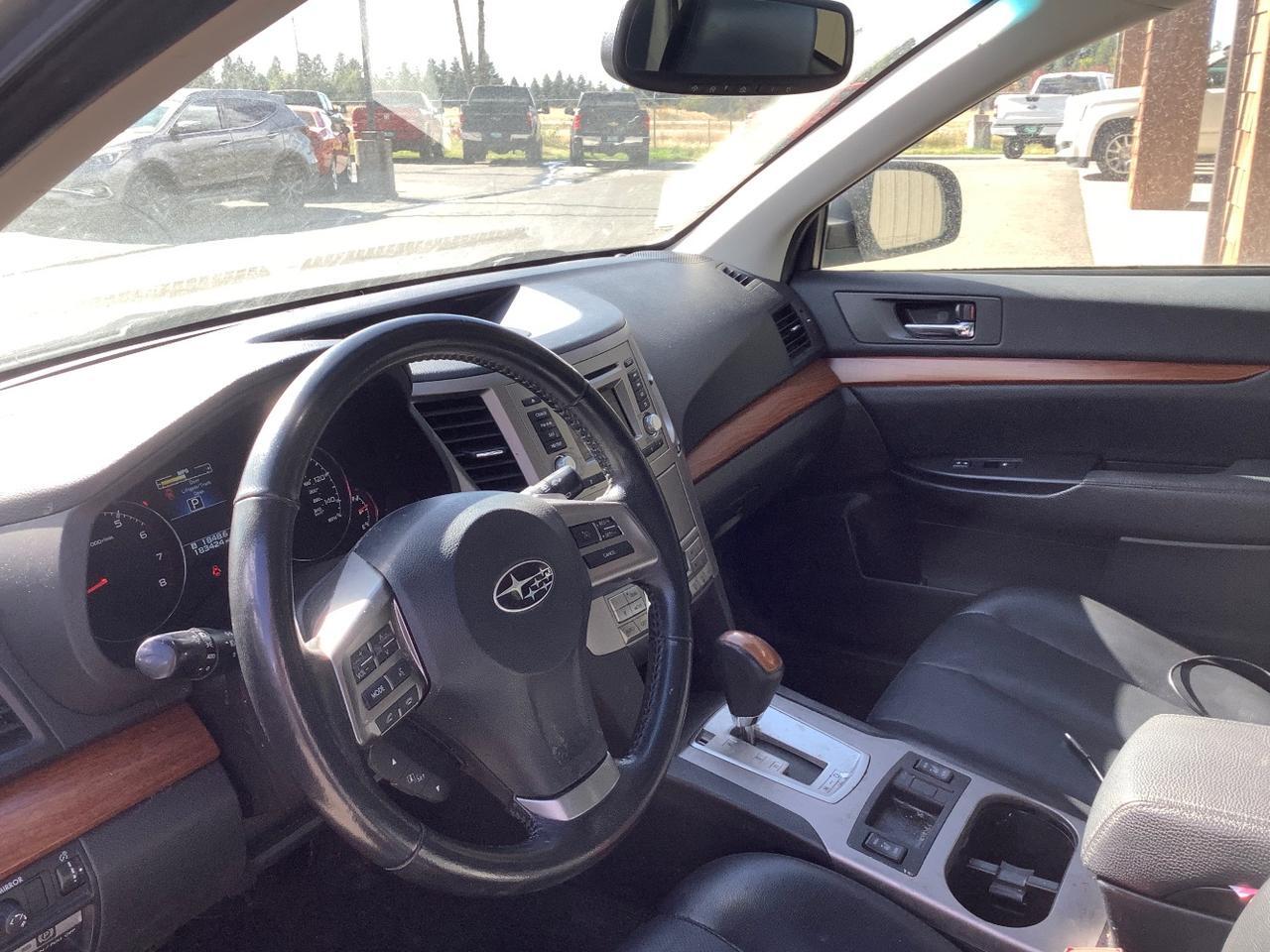 2013 Subaru Outback 2.5i Limited Hayden ID