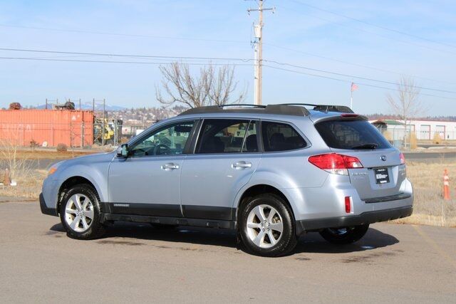 2013 Subaru Outback 2.5i Klamath Falls OR