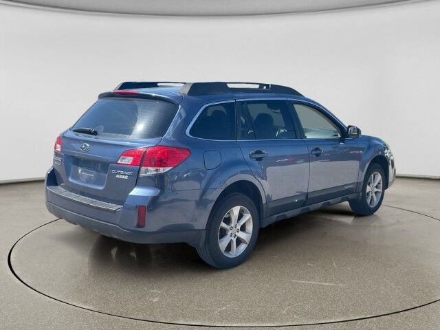 2013 Subaru Outback 2.5i Premium Cleveland OH