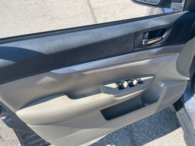 2013 Subaru Outback 2.5i Premium Cleveland OH