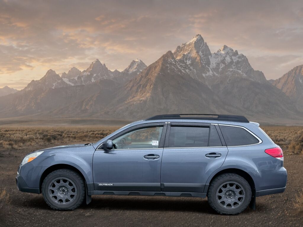 2013 Subaru Outback 2.5i Premium