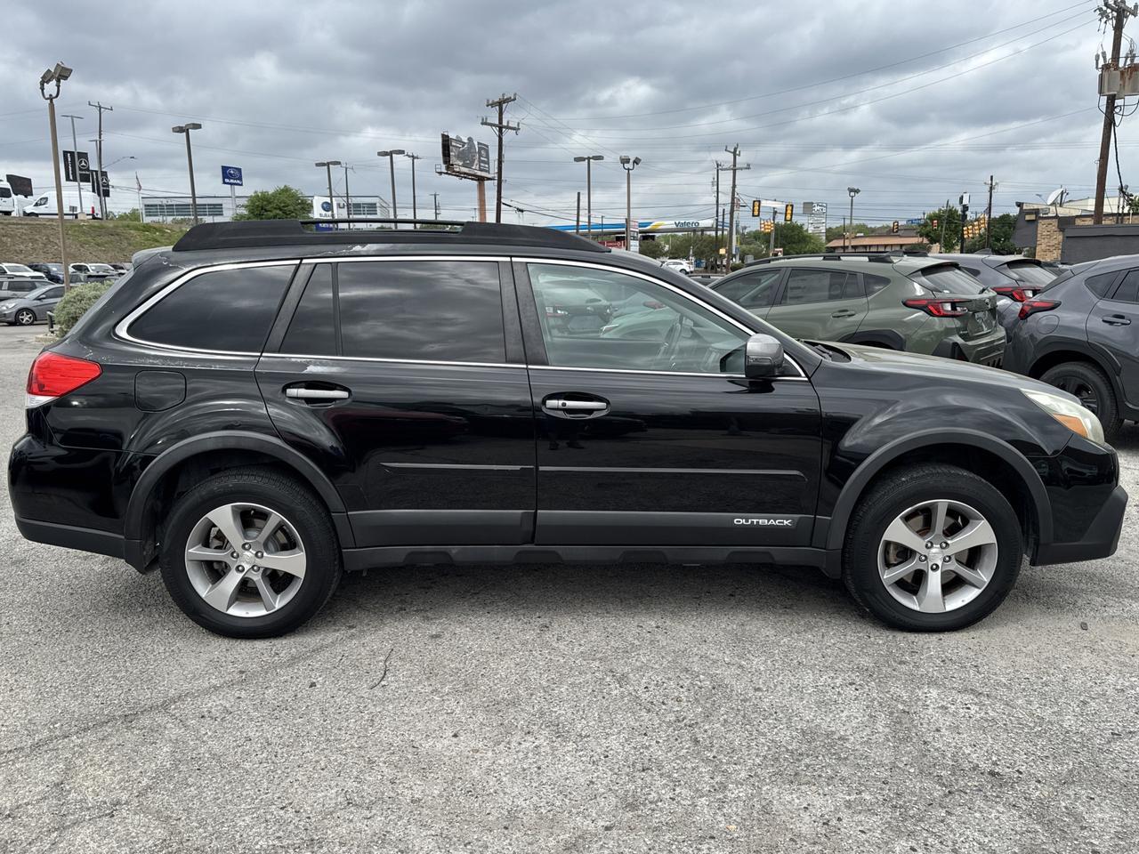 2013 Subaru Outback 3.6R Limited