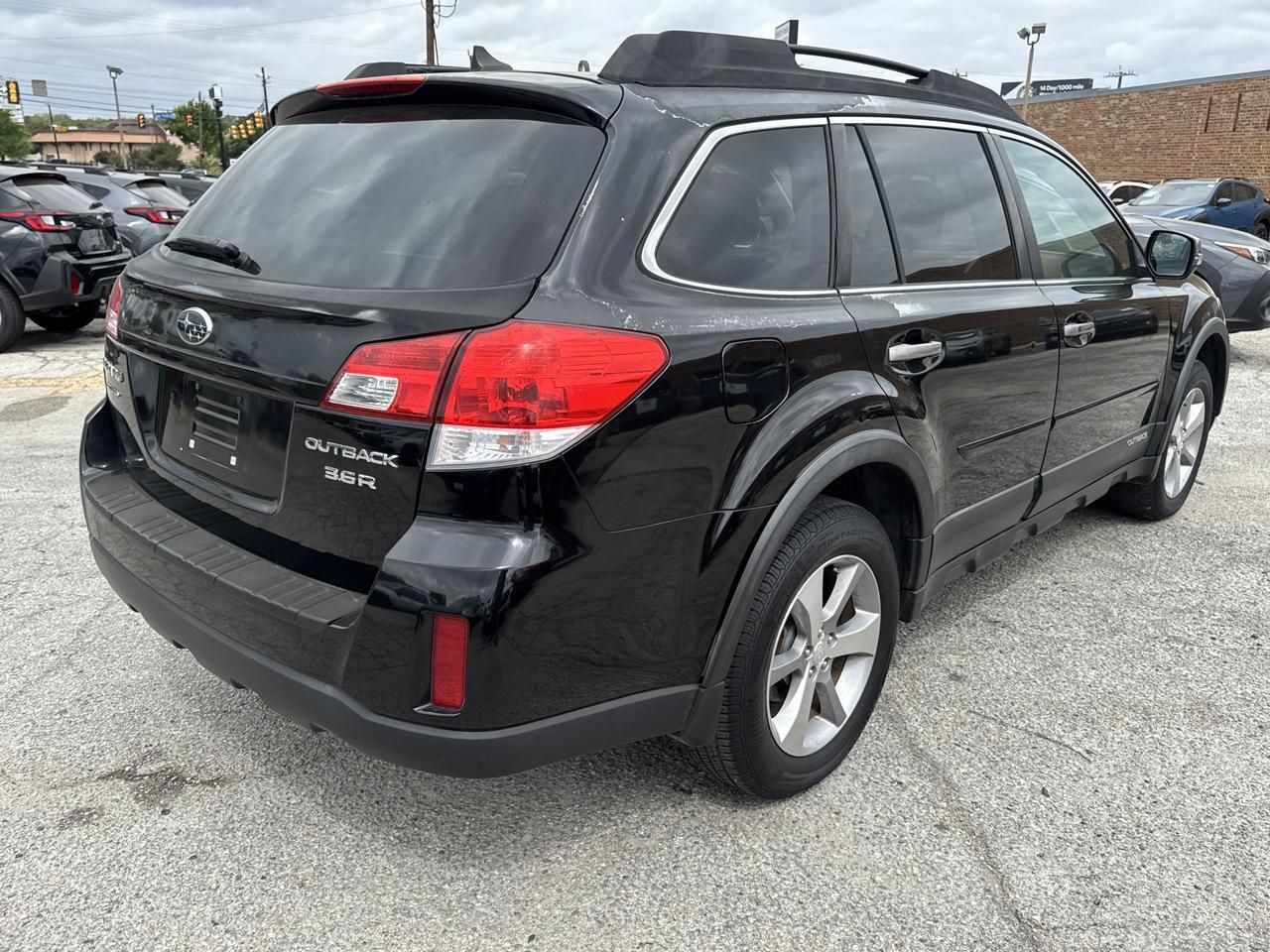 2013 Subaru Outback 3.6R Limited