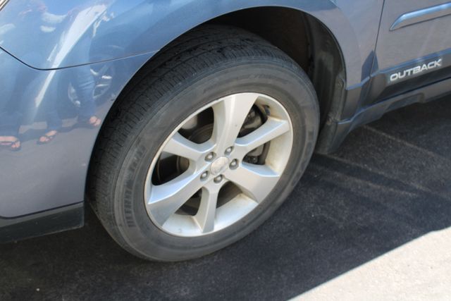 2013 Subaru Outback 3.6R Klamath Falls OR