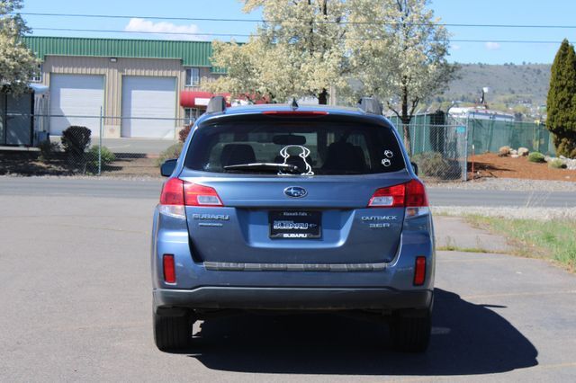 2013 Subaru Outback 3.6R Klamath Falls OR
