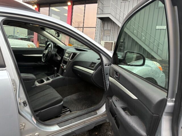 2013 Subaru Salvage Title Outback Salvage Title 2.5i Charlotte NC