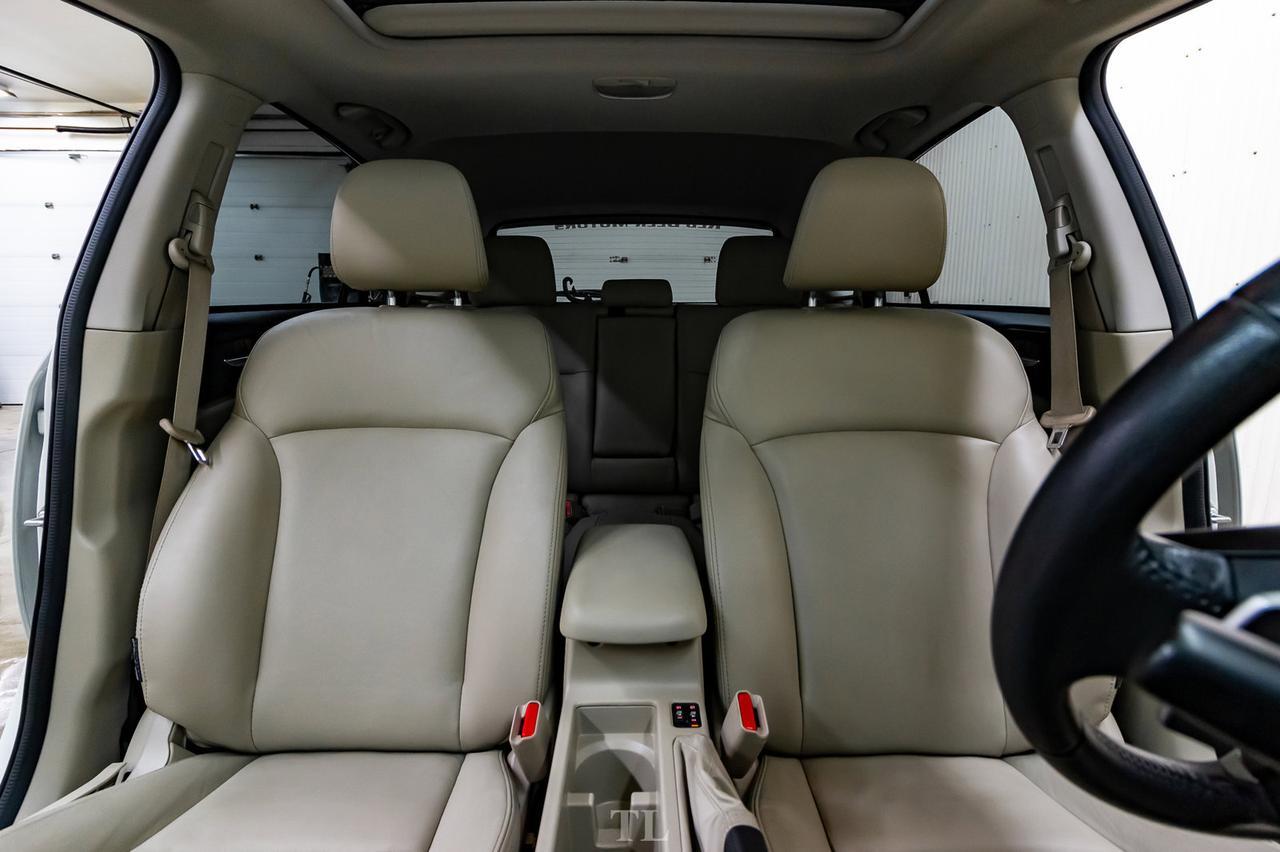 2013 Subaru XV Crosstrek AWD Limited Leather Roof Nav BCam Red Deer AB