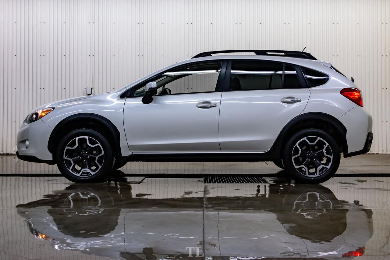 2013 Subaru XV Crosstrek AWD Limited Leather Roof Nav BCam Red Deer AB