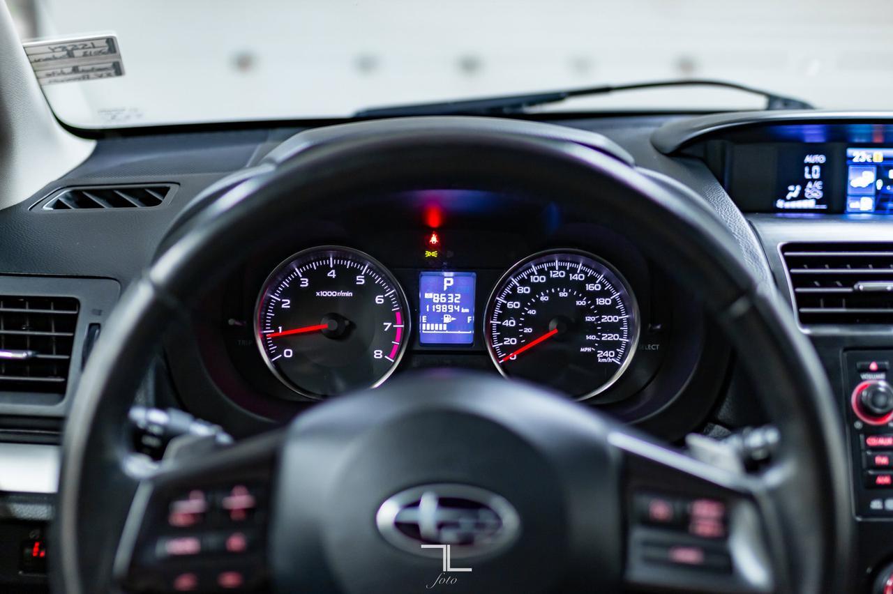 2013 Subaru XV Crosstrek AWD Premium Roof HSeat Red Deer AB