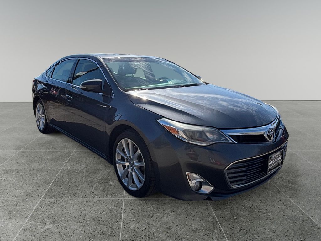 2013 TOYOTA AVALON BASE Toledo OH