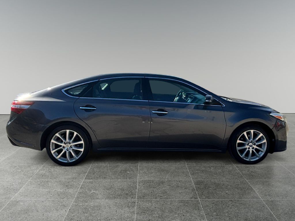 2013 TOYOTA AVALON BASE Toledo OH