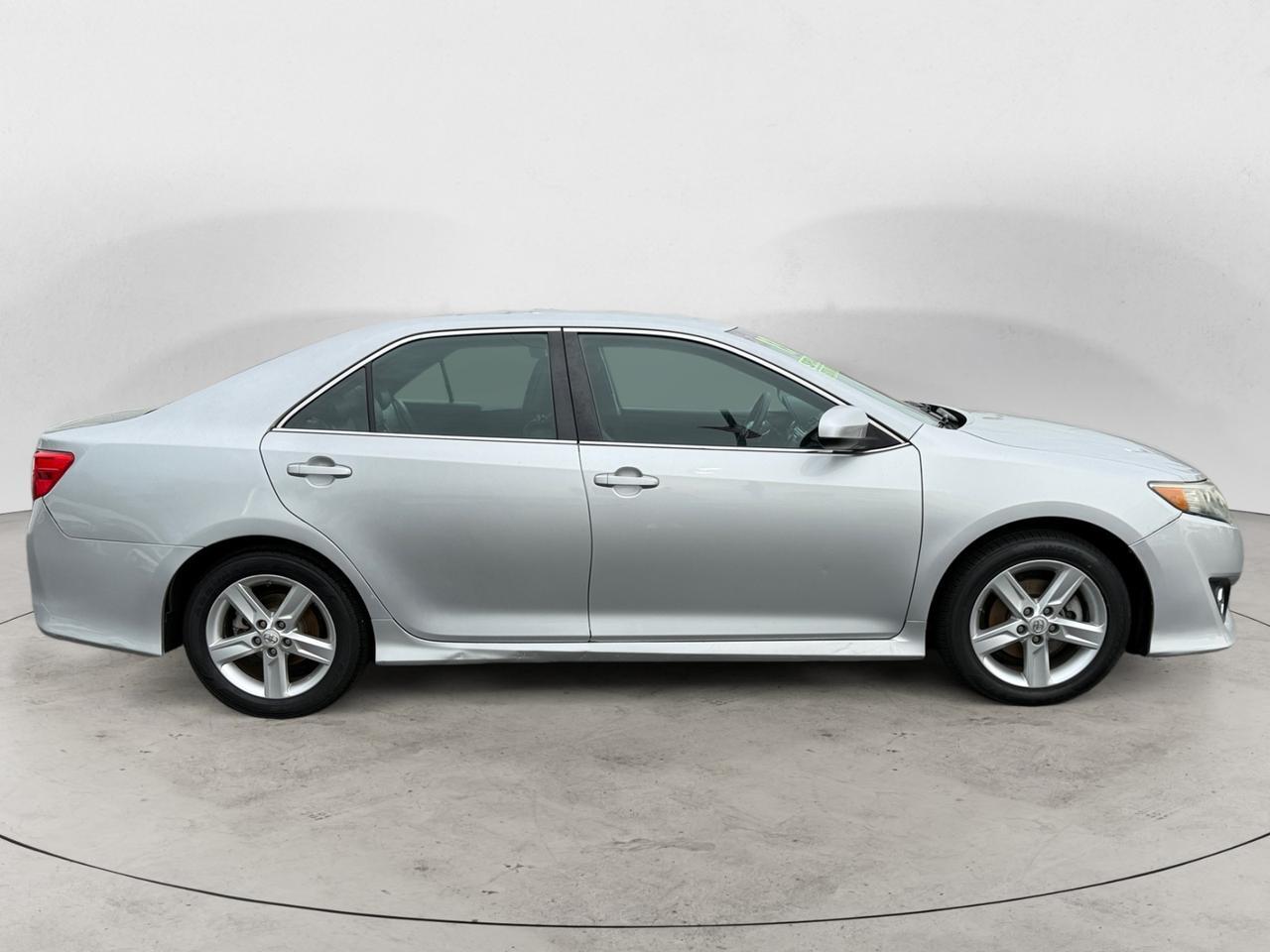 2013 TOYOTA CAMRY SE; LE; XLE Kansas City MO