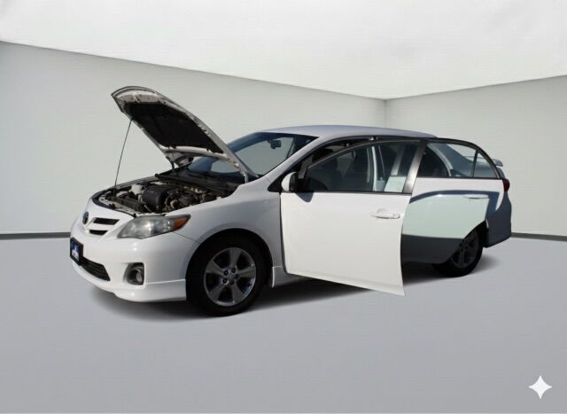 2013 TOYOTA COROLLA S