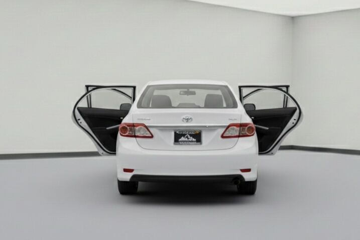 2013 TOYOTA COROLLA S