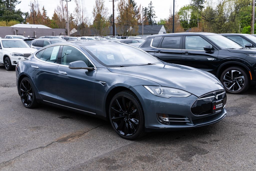 2013 Tesla Model S Performance