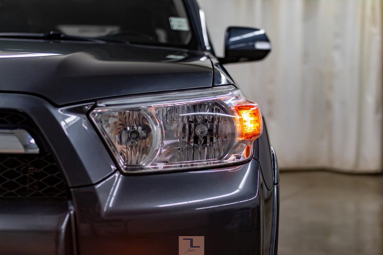 2013 Toyota 4Runner AWD SR5 Leather Roof Nav Red Deer AB