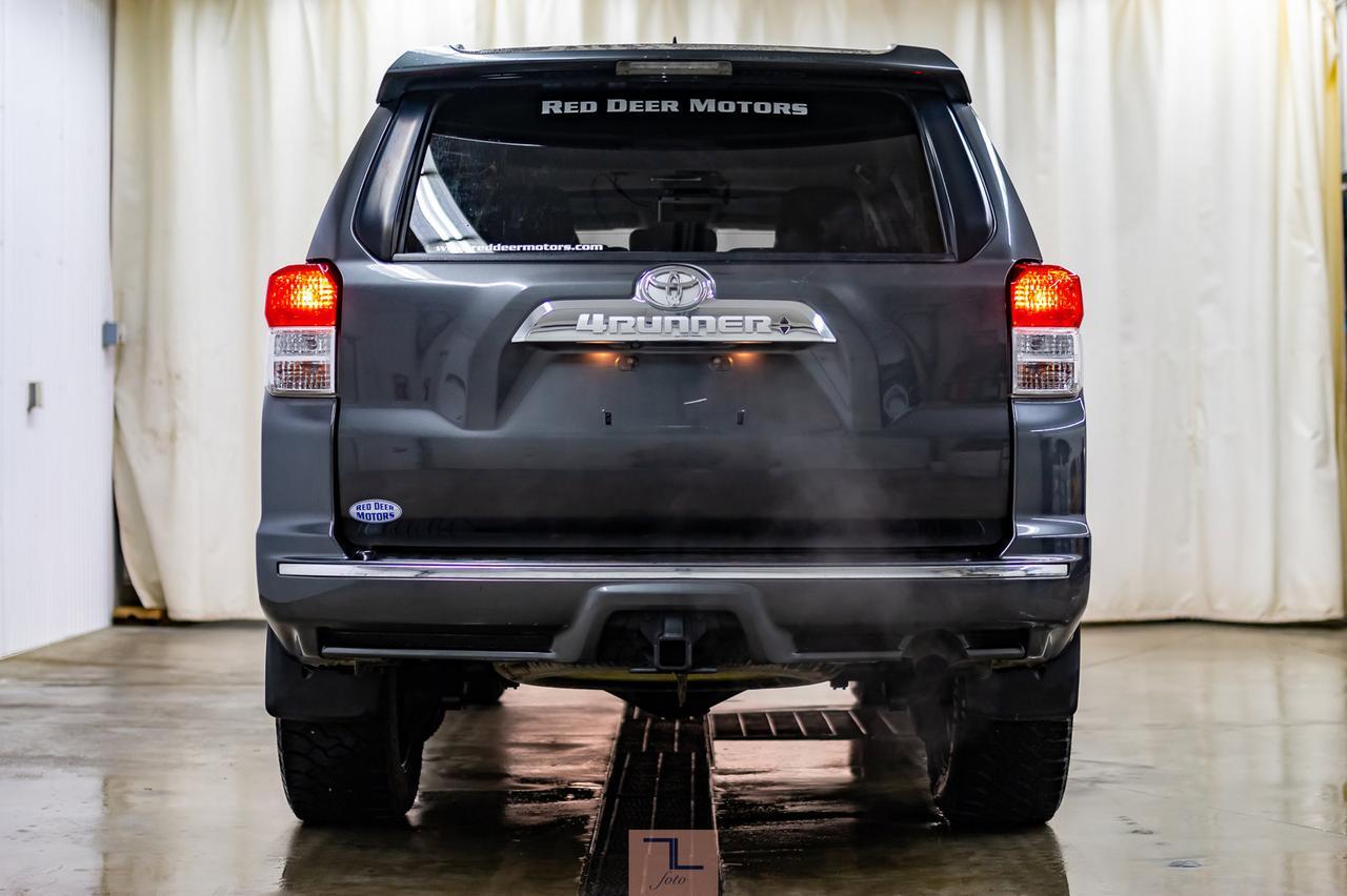 2013 Toyota 4Runner AWD SR5 Leather Roof Nav Red Deer AB