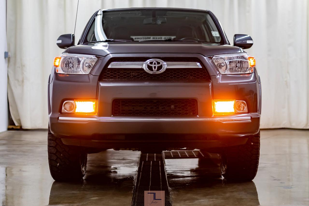 2013 Toyota 4Runner AWD SR5 Leather Roof Nav Red Deer AB