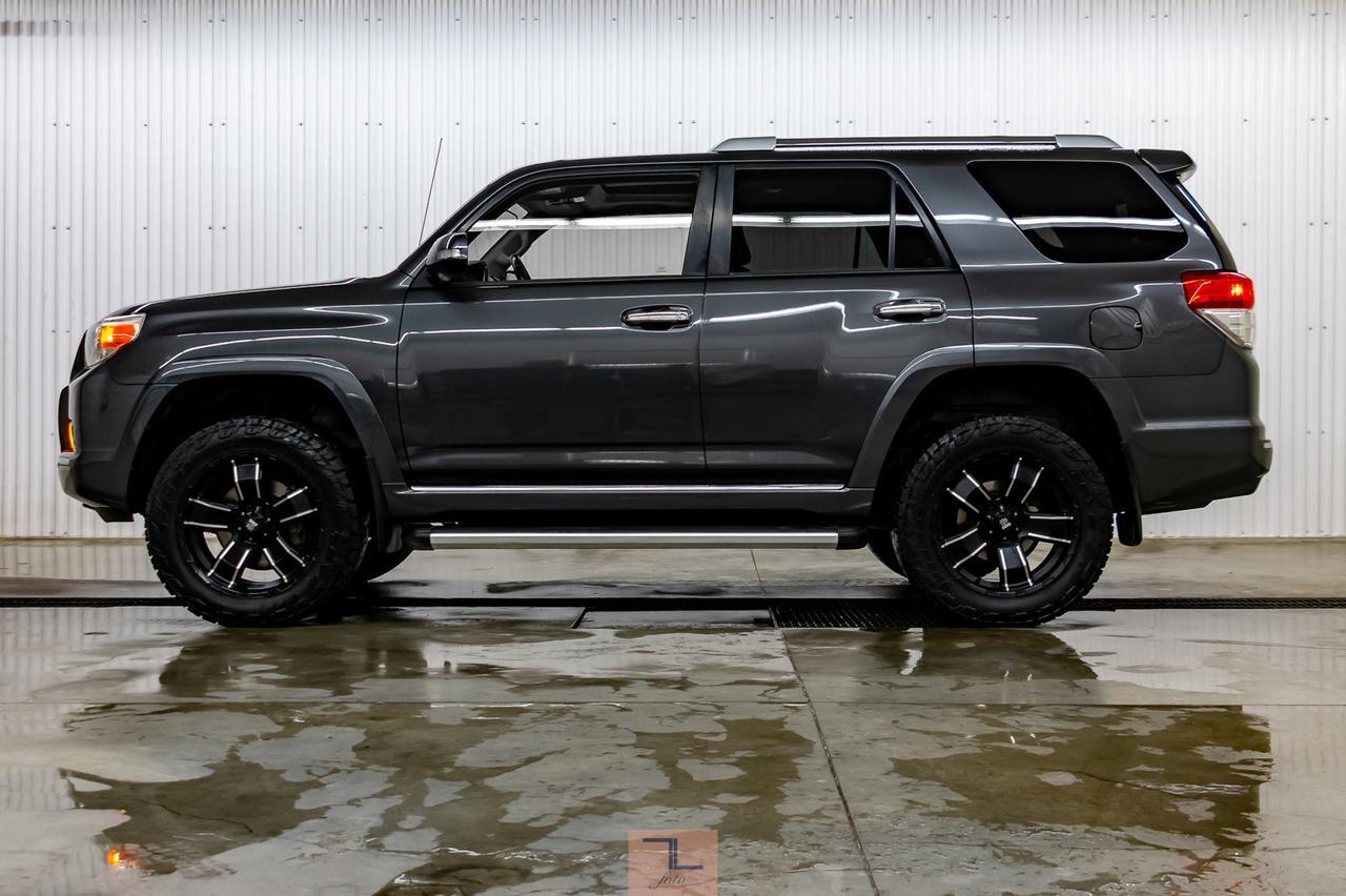 2013 Toyota 4Runner AWD SR5 Leather Roof Nav Red Deer AB