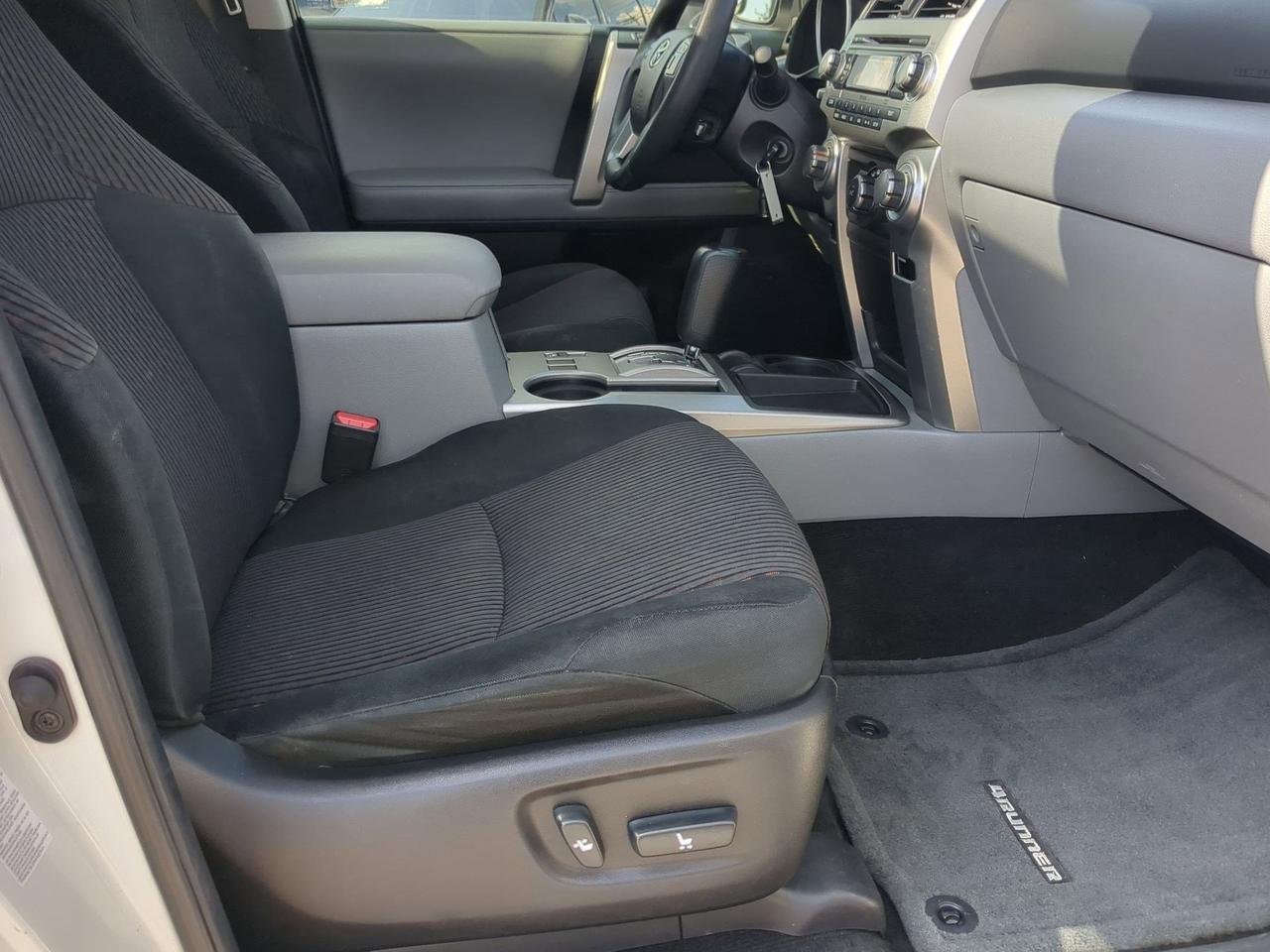 2013 Toyota 4Runner SR5