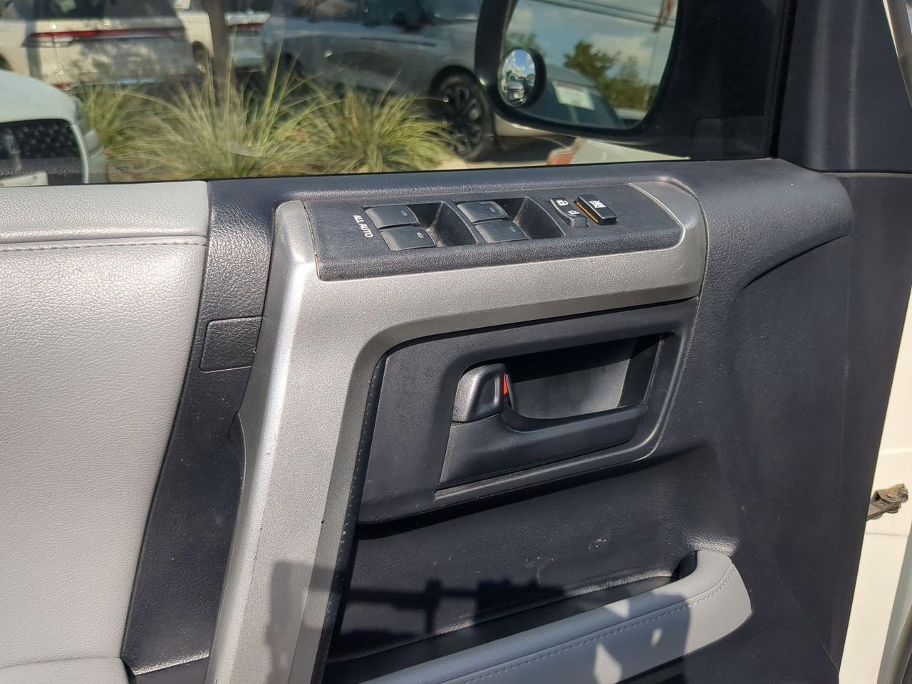 2013 Toyota 4Runner SR5