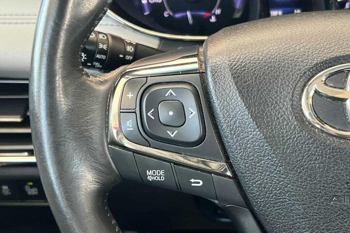 2013 Toyota Avalon Hybrid Limited Roseville CA