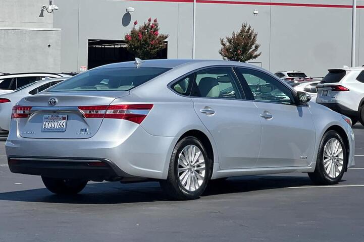 2013 Toyota Avalon Hybrid Limited Roseville CA