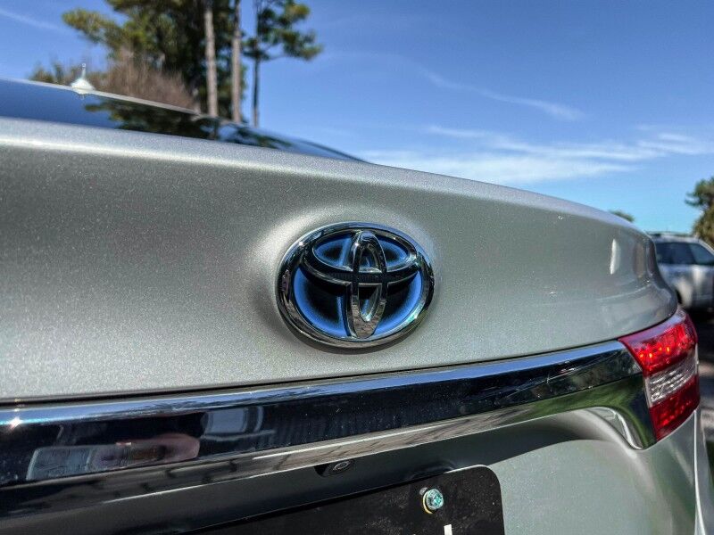 2013 Toyota Avalon Hybrid Limited Wilmington NC