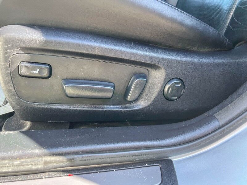 2013 Toyota Avalon Hybrid Limited Wilmington NC