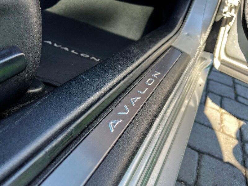 2013 Toyota Avalon Hybrid Limited Wilmington NC