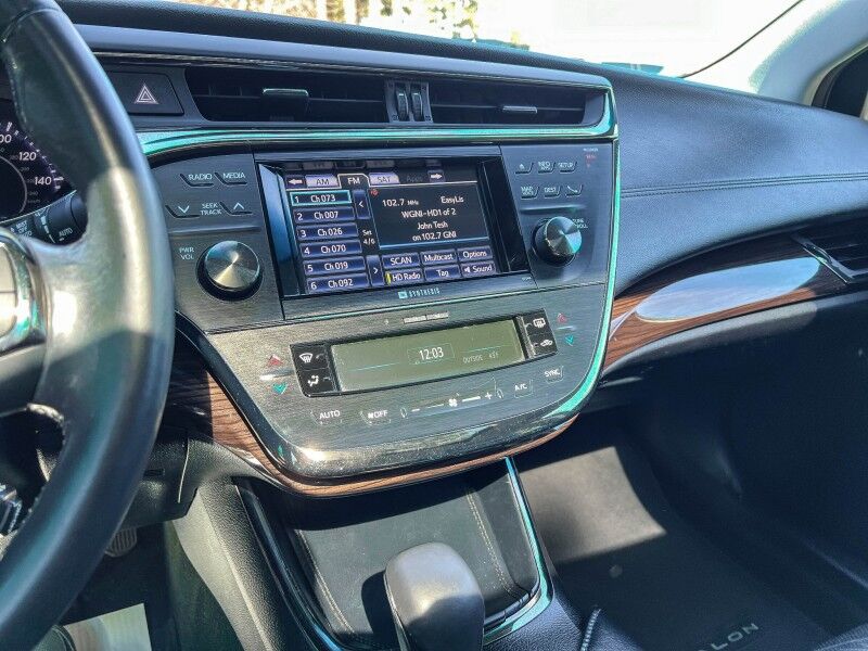 2013 Toyota Avalon Hybrid Limited Wilmington NC