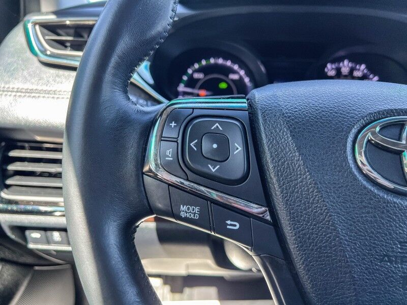 2013 Toyota Avalon Hybrid Limited Wilmington NC