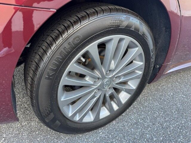 2013 Toyota Avalon Hybrid XLE Touring Whitehall PA