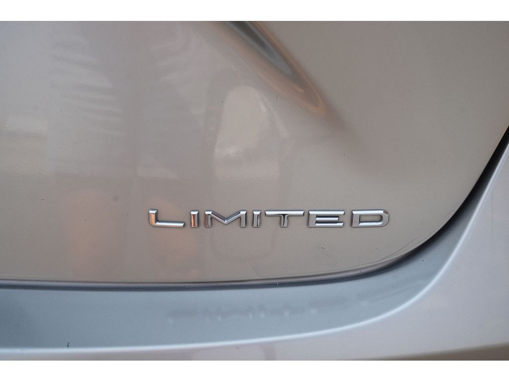 2013 Toyota Avalon Limited Price UT