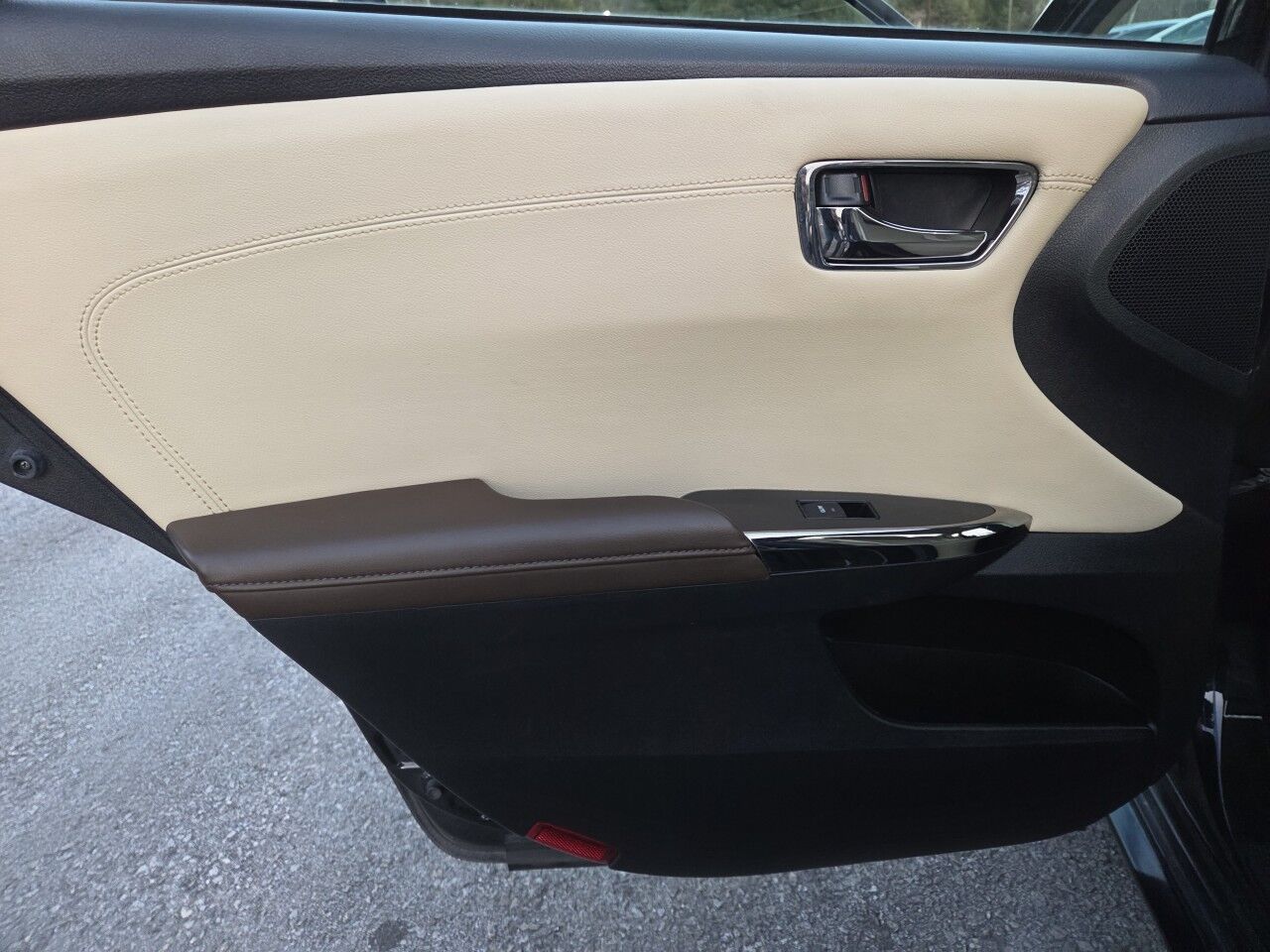 2013 Toyota Avalon XLE Charlton MA