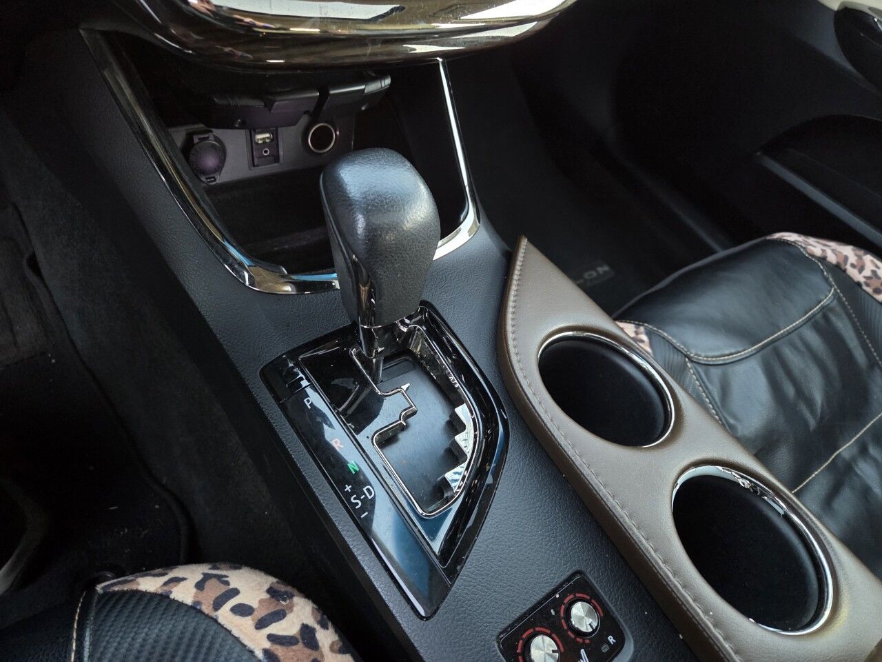 2013 Toyota Avalon XLE Charlton MA