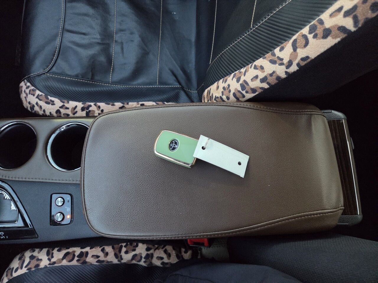 2013 Toyota Avalon XLE Charlton MA